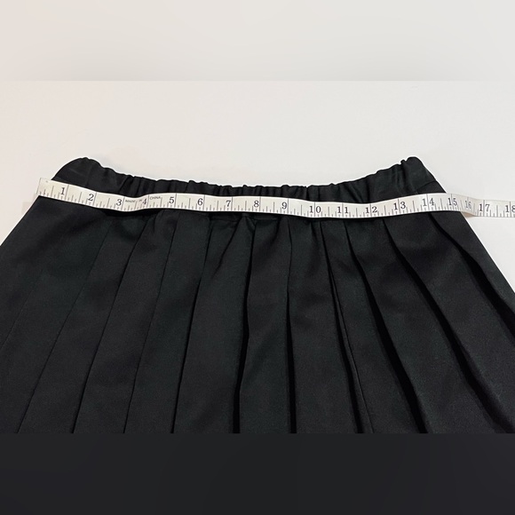 Listen Flavor Melty Star Line Pleated Skirt Blk/Wht - Picture 7 of 7